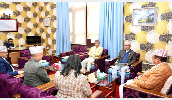 निर्वाचनलाई मितव्ययी बनाउनु पर्नेमा अर्थमन्त्रीको जोड