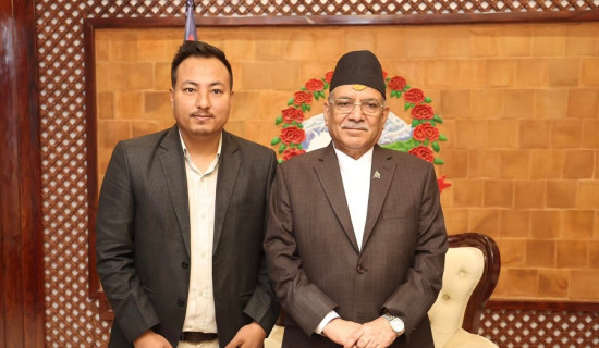 संसद्को सात महिना तदर्थमै