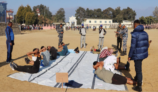 म्याद गुज्रेको सामान राखेका र मापदण्ड पुरा नगरेका पसललाई जरिवाना