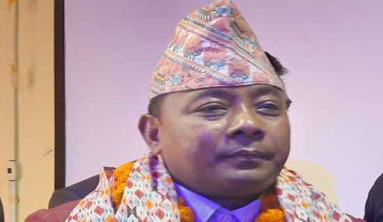 टीकापुर नगरपालिकाका मेयरद्वारा राजीनामा