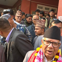 रेनु दाहालको चितवन ३ मा उम्मेदवारी दर्ता