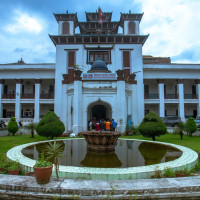 गृहमन्त्री लेखकद्वारा ललितपुरको बाढी प्रभावित क्षेत्रको निरीक्षण