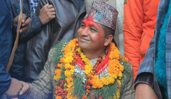 चितवन मेडिकल कलेजमा स्वास्थ्य बिमा सुरु