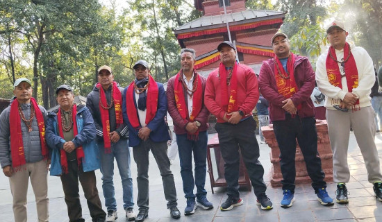 बागलुङ–कालिका गुठीमा खड्का