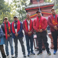 ढुम्बा तालमा पर्यटकहरूको चहल–पहल