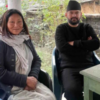 बालेन साह  इन्दिरा रानामगरको घरमा