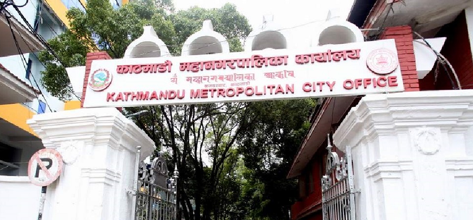 नदी किनारको निर्माण रोक्का महानगरद्वारा फुकुवा