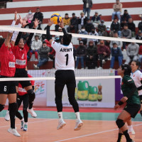 हिमपातका कारण मध्यपहाडी लोकमार्ग अवरुद्ध