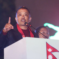 छोङछिङस्थित कृषि विज्ञान प्रतिष्ठानको अवलोकन गर्नुहुँदै प्रधानमन्त्री प्रचण्ड