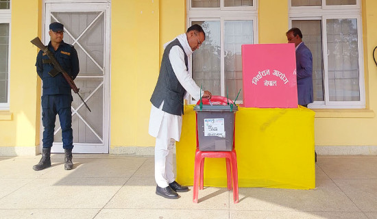 राष्ट्रिय सभा सदस्य चयनका लागि मतदान जारी