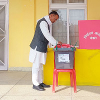 अध्यक्ष ओली र पूर्व प्रमुख साह आमने–सामने