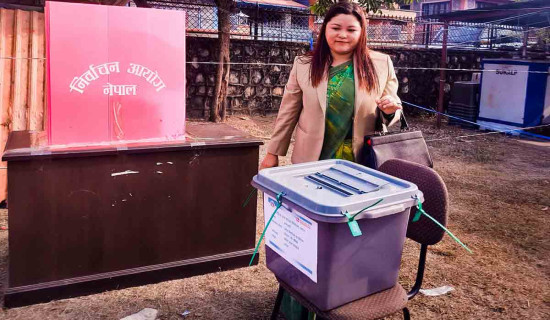 पठन संस्कृति बढाउन पुस्तकालयको विकास गर्नुपर्छ : राष्ट्रपति भण्डारी