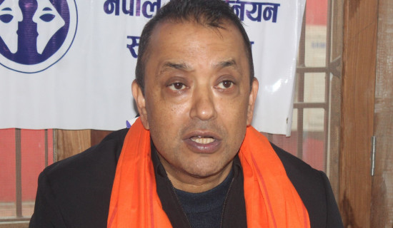 सर्लाही क्षेत्र ४ आउनुहुँदै सभापति थापा