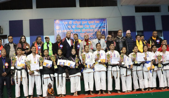 सनी, अनिशा र सपना च्याम्पियन