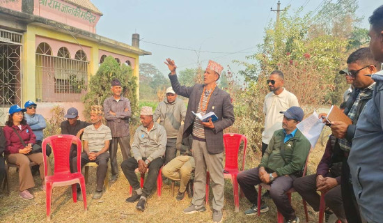 झापाली उम्मेदवार घरदैलोमा व्यस्त