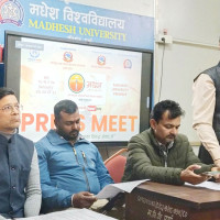 उपप्रमुख लामामाथि कुटपिट र दुर्व्यवहार