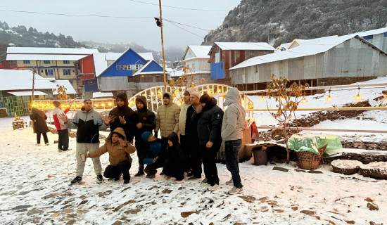 दोलखाका उच्च पहाडी क्षेत्रमा हिमपात सुरु