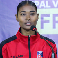 ओखलढुङ्गाका उम्मेदवार लुइटेल मत माग्दै पोखरामा