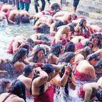 महबाट वार्षिक अठतिस लाख कमाइ