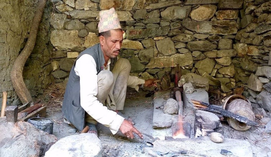 आरन सङ्कटमा पर्दा व्यवसायीको बढ्यो चिन्ता