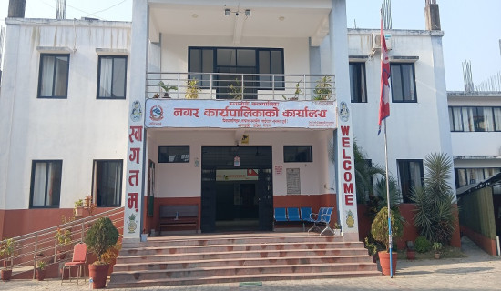 नेतृत्वले अभिभावकत्व लिएका विद्यार्थी बेखबर