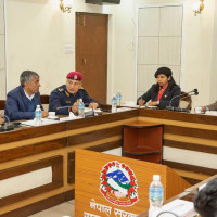 निर्वाचन तयारी सम्बन्धमा जानकारी लिन गृहमन्त्री अर्याल भक्तपुरमा