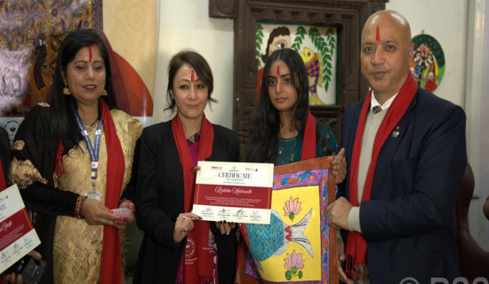 काठमाडौँमा मिथिला चित्रकला तालिम