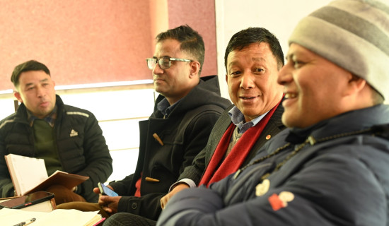 ‘केही दल शक्ति राष्ट्रको गोटी बन्दैछन्’