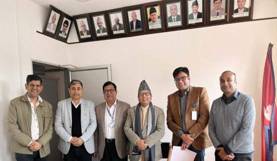 सामान ढुवानीमा विलम्ब भइरहेको गुनासो