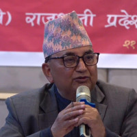 इस्लाम धर्मावलम्बी मोहम्मद जन्मजयन्ती मनाउँदै