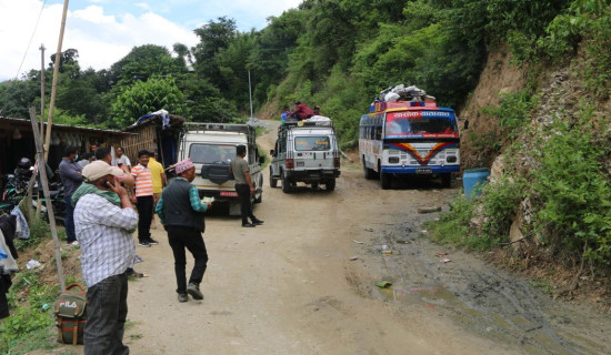 तमोर करिडोरमा सवारी चल्दा स्थानीयलाई सहज