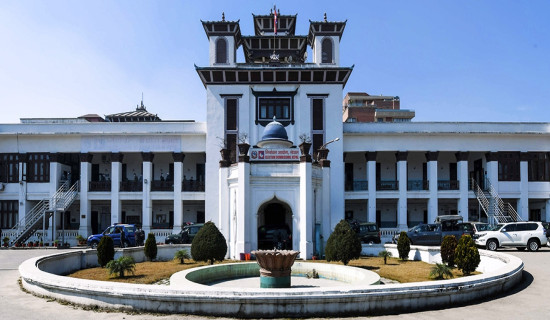 मतदाताको घरदैलोमा आयोग