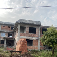 नमुना पशुपक्षी अस्पताल भवन निर्माण ढिलो, ७० प्रतिशत मात्रै काम अमरराज नहर्की