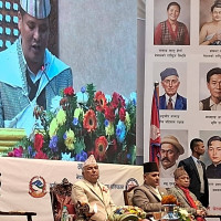 झापा–५ मा चुनावी रौनक : ओली र साह घरदैलोमा