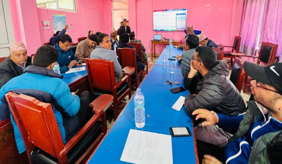 बागलुङमा दुई हजार ३०२ जना बालिकालाई एचपिभि खोप लगाइँदै