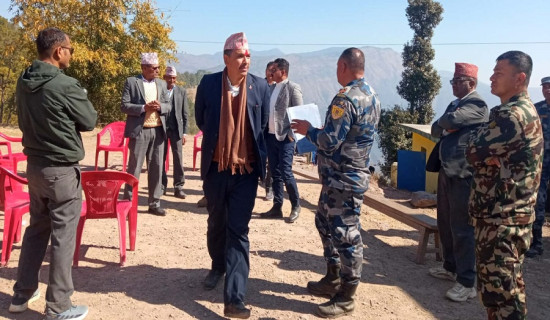 बैतडीमा मतदान स्थल निरीक्षण