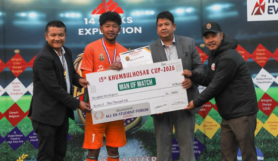 पुल निर्माण कार्य सुचारु गराउन स्थानीय युवा आन्दोलनमा