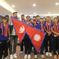 खामेनीद्वारा एकताको आह्वान