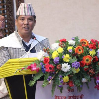 अदृश्य पहाड (कथा)