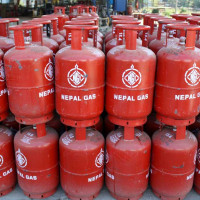 ‘चुनौतीबिच नेपाली क्रिकेट छक्का हानेर निस्कियो’