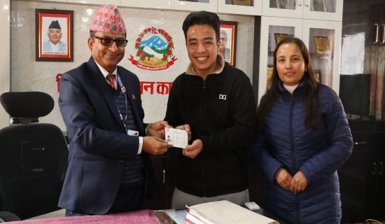 गुल्मी जिल्लाबाटै अंगीकृत नागरिकता वितरण सुरु