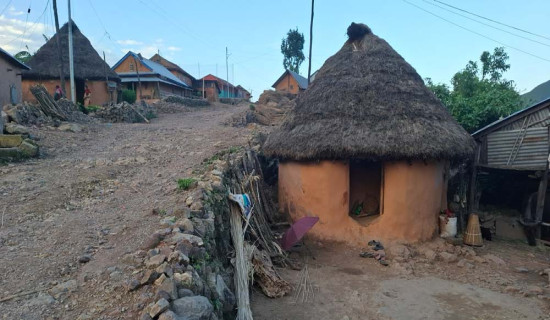 डोजरे विकासले पहाडको पानीको मूल सुकायो