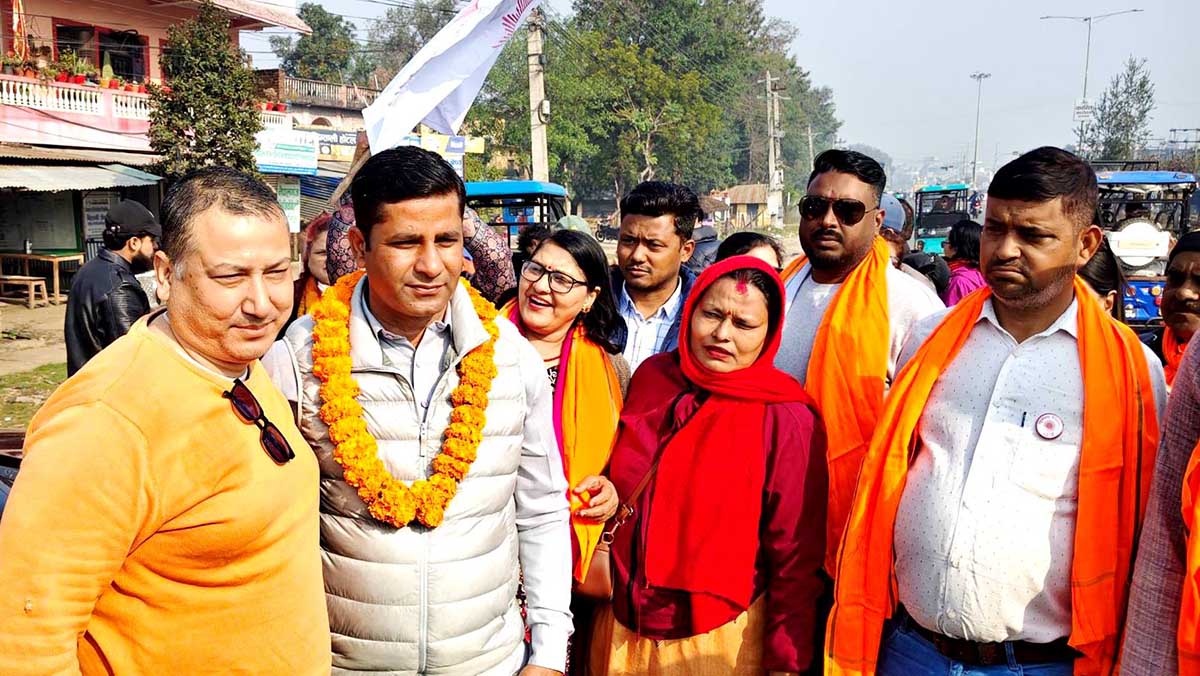 बाँकेका तीनवटै क्षेत्रका उम्मेदवार घरदैलोमा व्यस्त