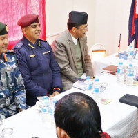 चिसो छल्न ज्येष्ठ नागरिकलाई फाइबर सिरक