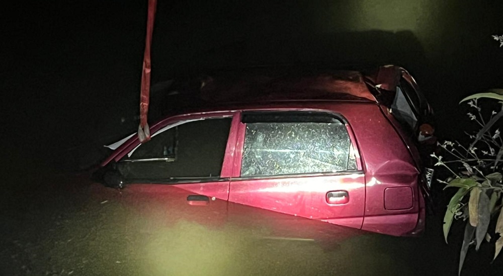 फेवातालमा कार खस्दा चालकको मृत्यु