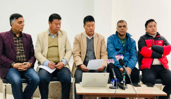 ‘क्षणिक लोकप्रियताले दीर्घकालीन असर पार्छ’