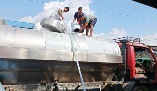 दुध बेचेरै महिनाको डेढ करोड