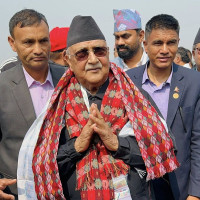 बजारमा बढ्न थाल्यो तिहारको चहलपहल (फोटो फिचर)