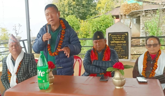 उपाध्यक्ष गुरुङ जनताको रोजाइको नेता : घले