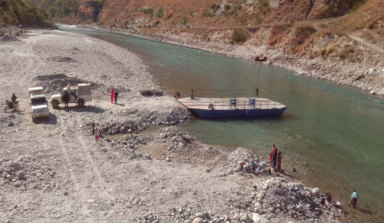 निर्वाचनमा सञ्चार माध्यम